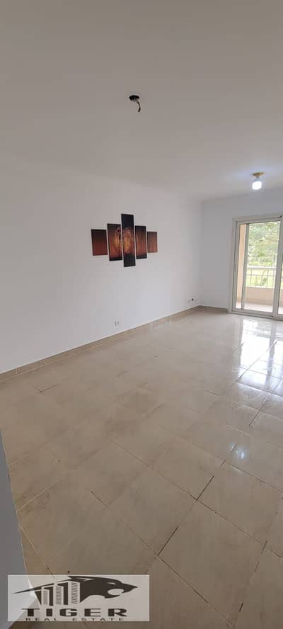 For rent in my city B11 – an apartment of 165m in a prime location with a wide garden view. If you are looking for a spacious apartment with a practical layout, company finishing, and an open and unique view, this is an opportunity worth inspecting. For rent in my city B11 – an apartment of 165m in a prime location with a wide garden view. If you are looking for a spacious apartment with a practical layout, company finishing, and an open and unique view, this is an opportunity worth inspecting.