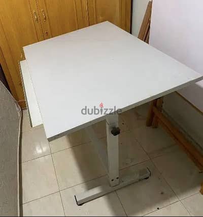 ترابيزة رسم هندسي من سمير وعلي