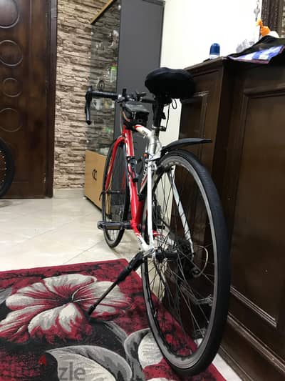 الوحش الأمريكي Trek 1.2