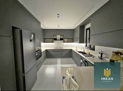 Ready-to-move-in apartment for sale in Mayan Compound, Fifth Settlement. It features "Super Lux" finishing and offers a 10-year installment plan, with