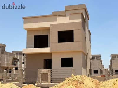 للبيع فيلا مستقلة جاهزة للاستلام في Zayed Greens 2 – الشيخ زايد