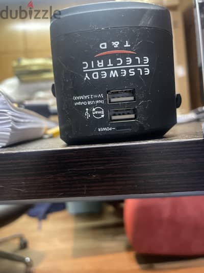 1380watt charger with 2 usba ports