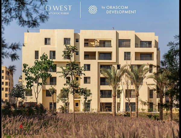 شقه بتشطيب مميز جاهزة للاستلام مع اوراسكوم - في OWEST بجانب مول مصر