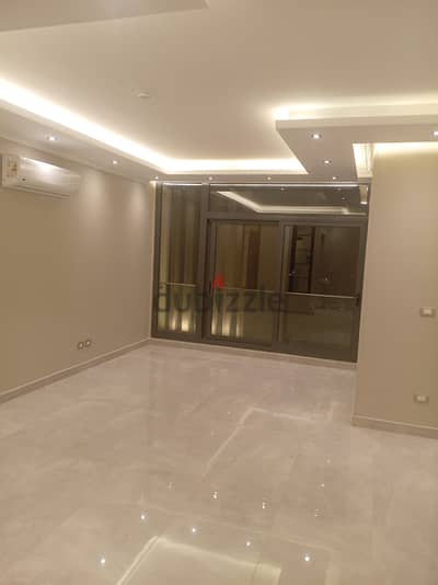 Apartment for rent with Kitchen