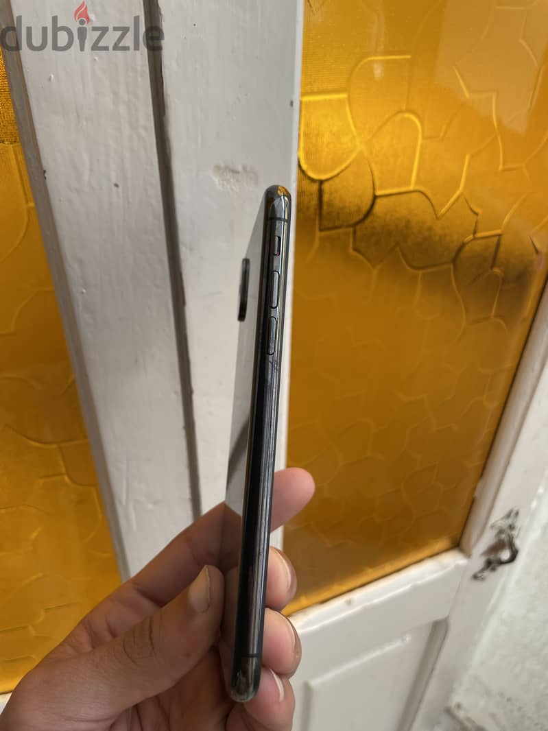 Apple - iPhone XS 2