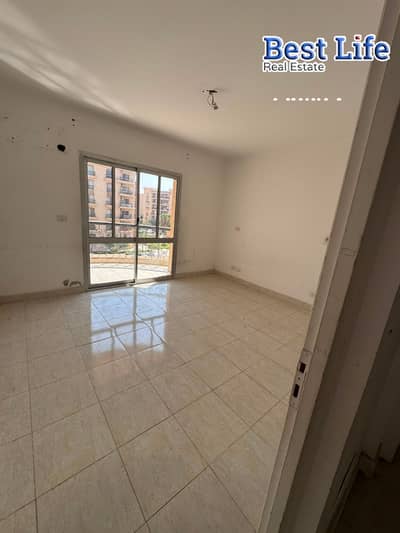 Apartment for Sale in Al Rehab 2 | Phase 8 | Directly Facing East Market | 99 Sqm | 2 Bedrooms | Elevator | EGP 5.6M