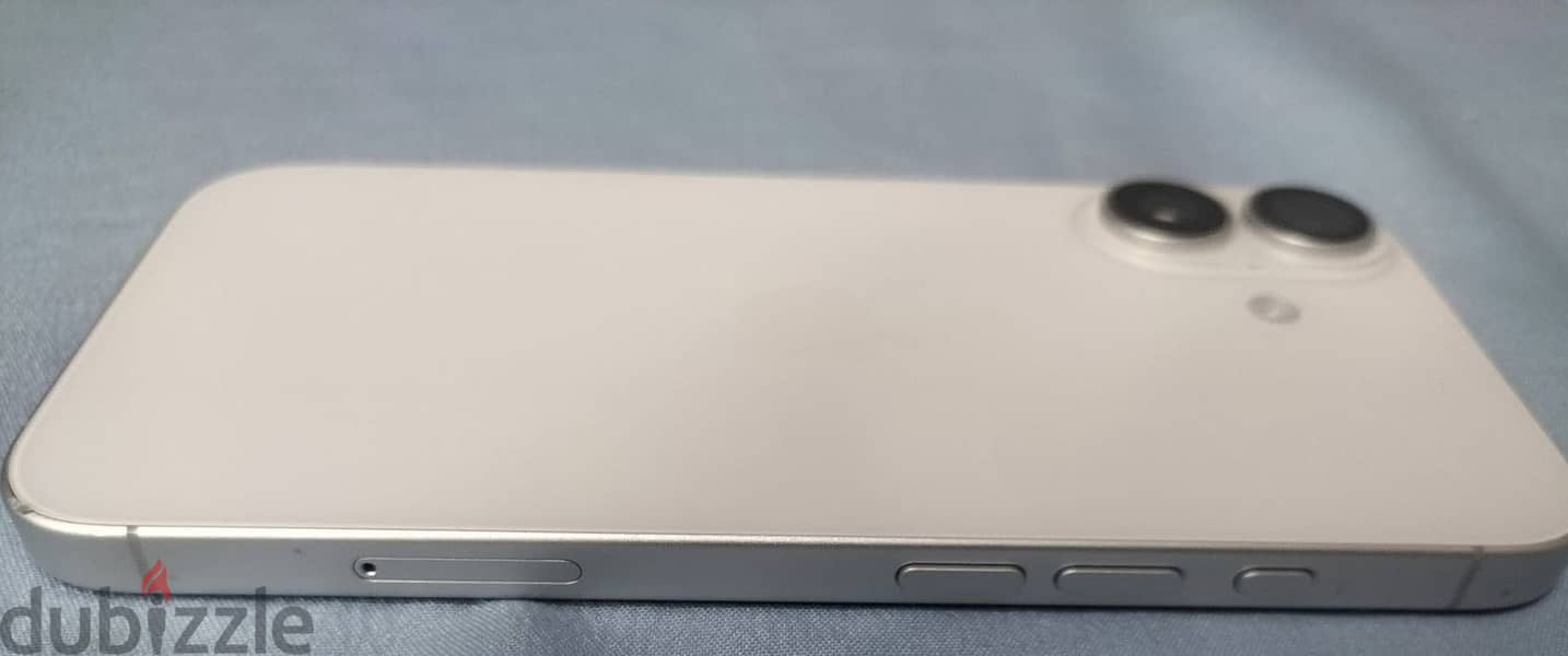 Apple - iPhone 17 7