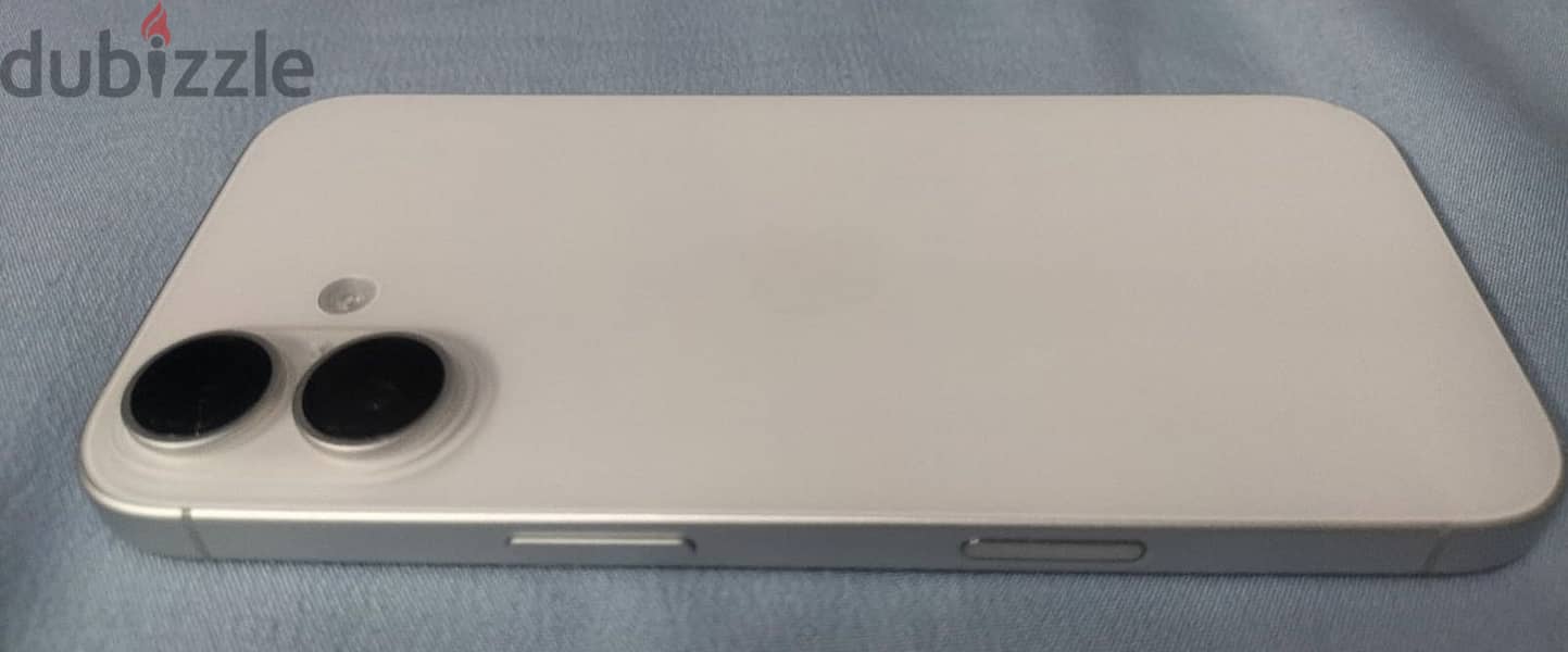 Apple - iPhone 17 8