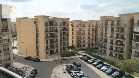 Apartment for sale in Al Rehab City - Talaat Mostafa. Super Lux finishing near Sadat Axis and Mohamed Naguib