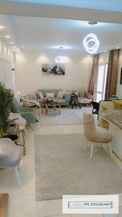 Freehold apartment for sale in Madinaty, New Cairo – custom finishes.
