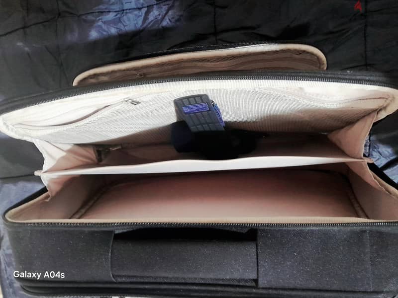 Delsey Paris Plus 2 Wheels Boardcase 17.3 1