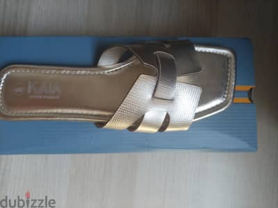KAIA leather slipper