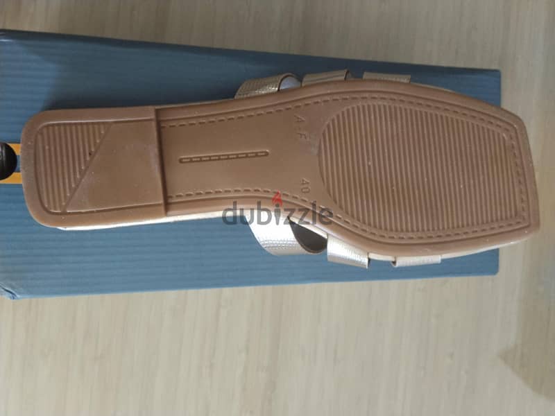 Slipper 5