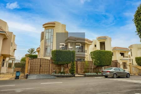 Urgent Sale – Resale Twin House in Golden Heights 1, Directly in Front of Al Rehab Gate 9, Below Market Price