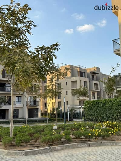 شقة بموقع مميز جدا للبيع في سوديك إيست هيليوبليس الجديدة Sodic East New Heliopolis