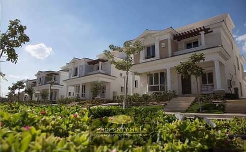 Townhouse ready for living fully finished with Mountain View at a very special price next to Palm Hills and New Giza