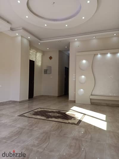Luxury Ground Floor Duplex with 100 sqm Private Garden | 5 Bedrooms | 330 sqm