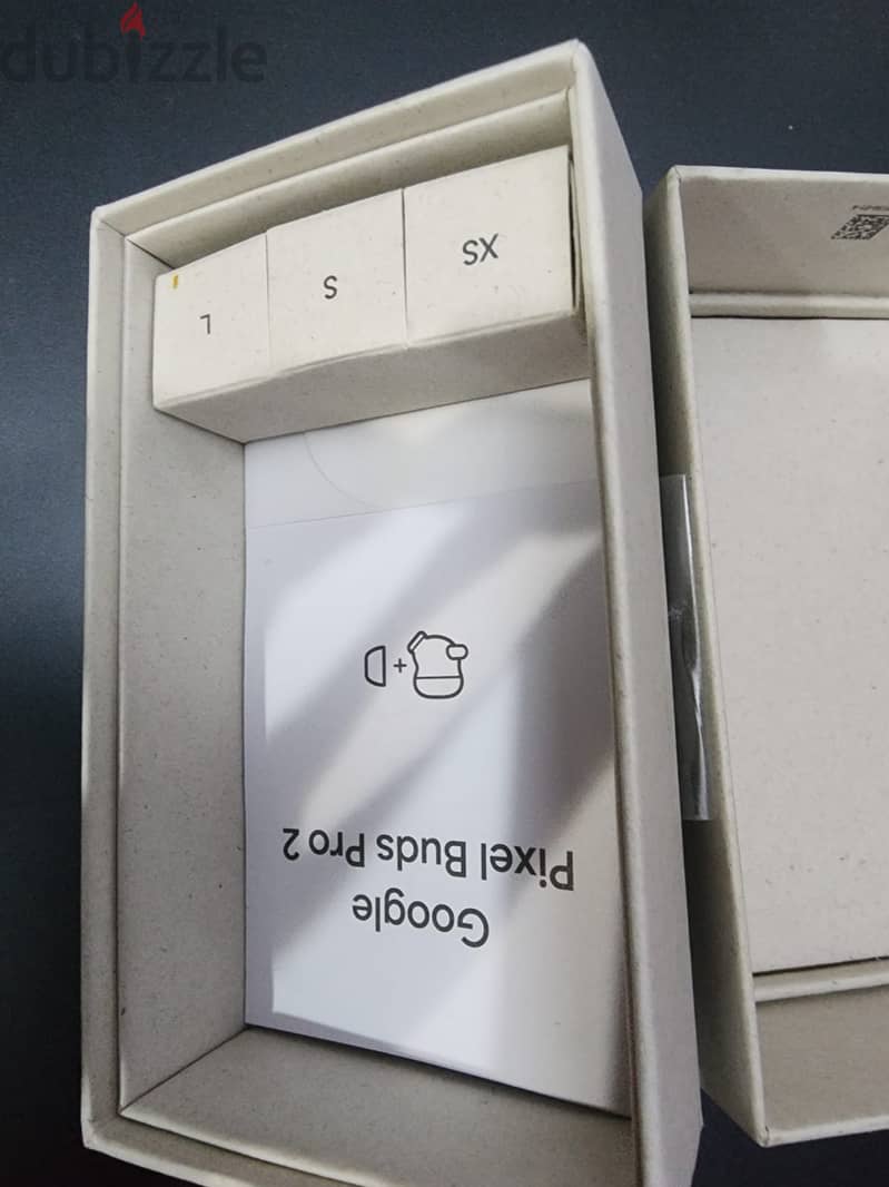 Google buds pro 2 /  open box 5