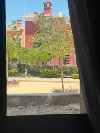 استوديو ارضي بجاردن مفروش للبيع في نيوم اكتوبر