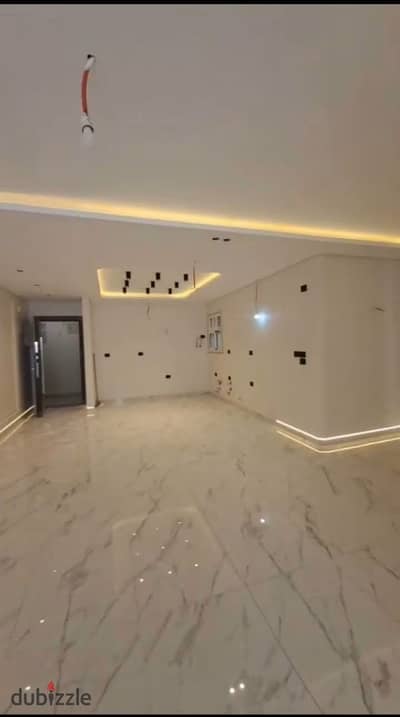 Apartment for rent empty in Compound One Katameya 170 m  3 rooms and 2 bathrooms first living garden view