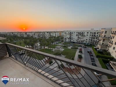 Furnished apartment for rent in Eastown SODIC Compound, Fifth Settlement with a view of landscape