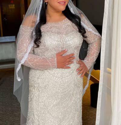 Wedding dress used once