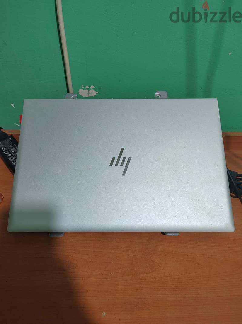 HP elitebook 845 2
