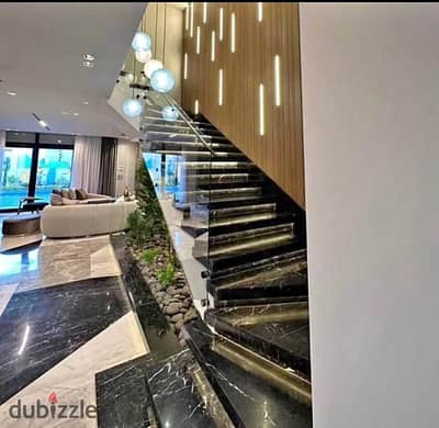 فيلا بسعر شقه في كمبوند سراي_sarai سور بسور مع مدينتي وعلي طريق السويس مباشره