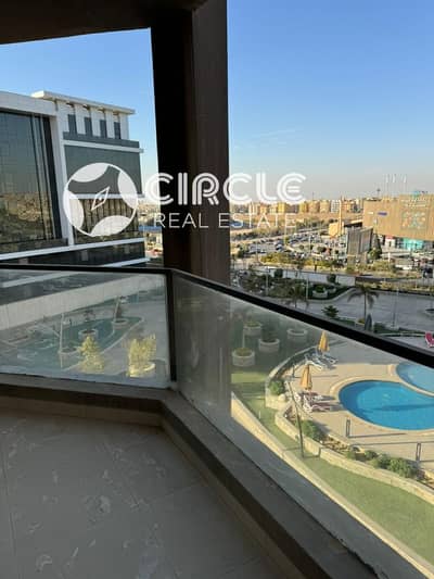 دوبلكس تشطيب كامل ٢٠٢م للبيع (ريسيل) بموقع مميز في كمبوند بورتو نيو كايرو Porto New Cairo التجمع الخامس بإطلالة مفتوحة