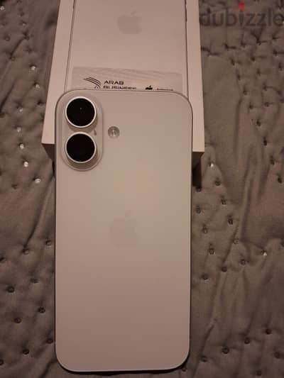 iPhone 16 White - Like New (100% Battery)
