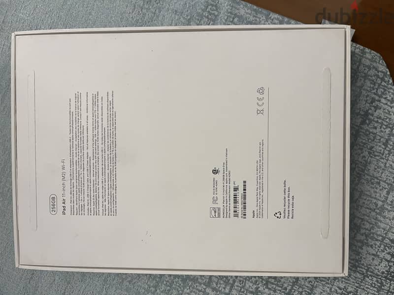 iPad Air M2 256 Wifi + Logitech Magic keyboard 2