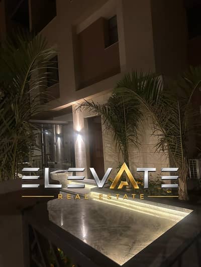 Townhouse for rent in Compound District 5