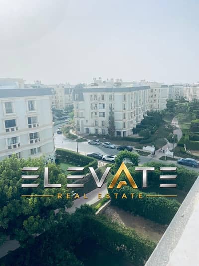 Penthouse for sale in Mountain View Hyde Park