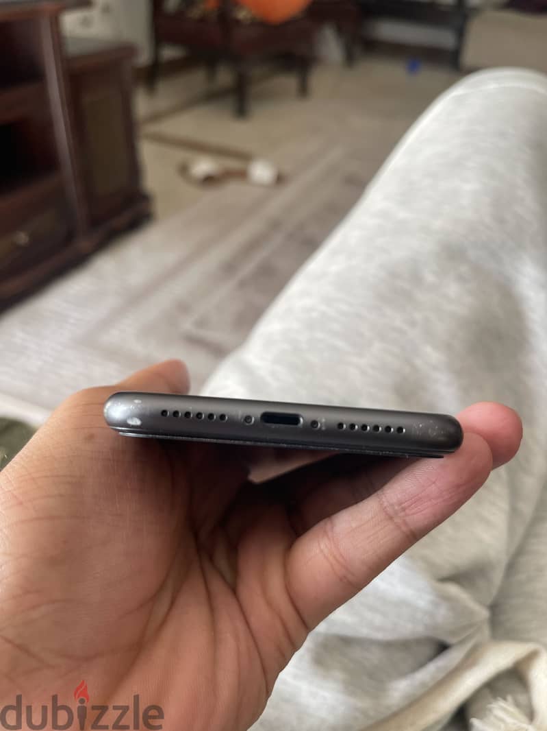Apple - iPhone 11 1