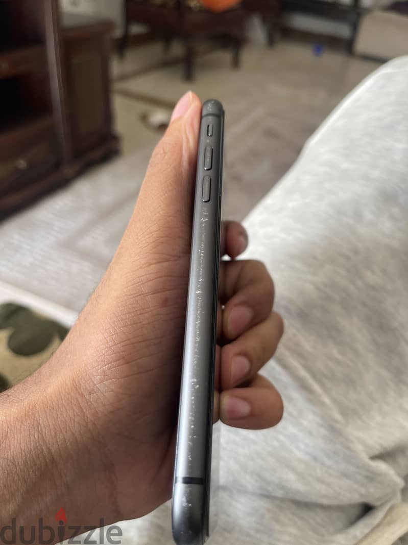 Apple - iPhone 11 4