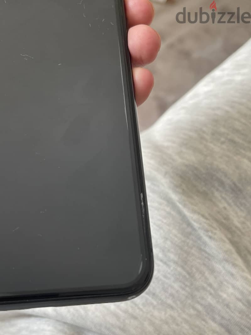 Apple - iPhone 11 7