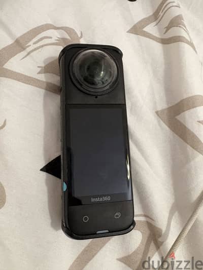 كاميرا Insta360 X4