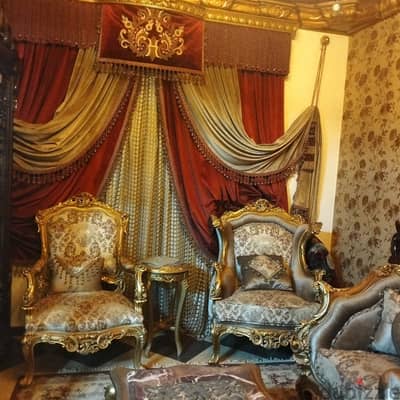 صالون كلاسيك فاخر 8 قطع بحالة ممتازة – خشب محفور ومذهب