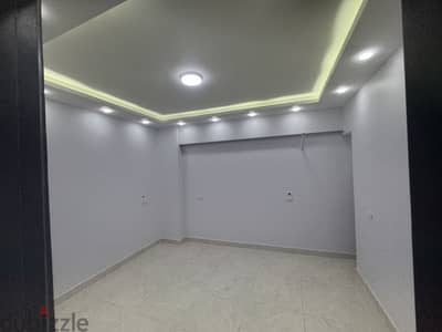 شقة إداري للبيع