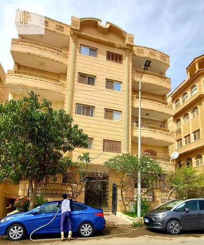 شقة روف للبيع في النرجس عمارات – التجمع الخامس – على شارع جمال عبد الناصر مباشرة  دقيقتين من مسجد الشربتلي