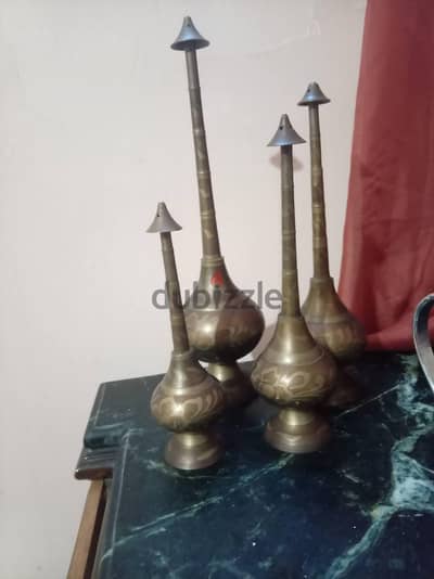 مرشات عطور نحاس
