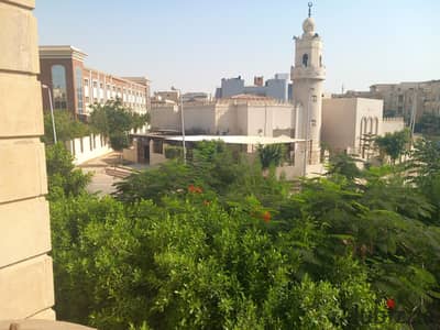 شقه للايجار فاضي في التجمع الخامس الحي الثاني قريبا من المستشفى الجوي والمحلاوي وشارع التسعين