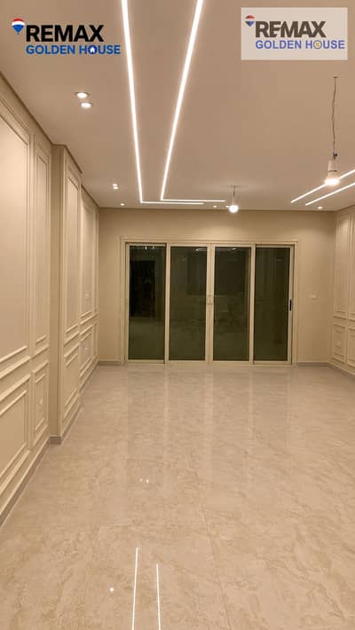 170-square-meter apartment with a 90-square-meter garden, featuring ultra-super-lux finishes, for sale in Wessal Residence Compound, El Shorouk City.