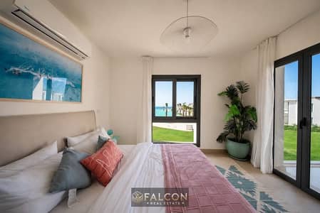 Finished chalet with a stunning view, just steps from the sea, in Cali Coast - North Coast