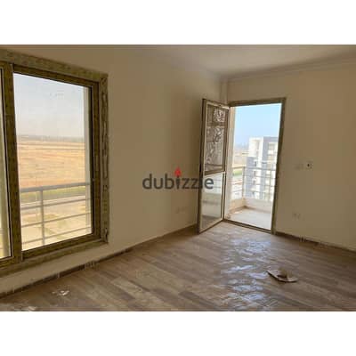 ريسيل بمساحه مميزه شقه 130 م من المالك بسعرمميز لسرعه البيع 3 غرف متشطبه بالكامل في جنه اكتوبر janna october