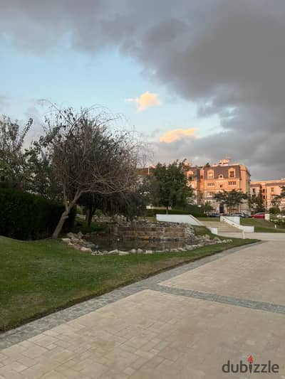 IVilla 305m + 90m Roof for Sale in Mountain View Hyde Park New Cairo