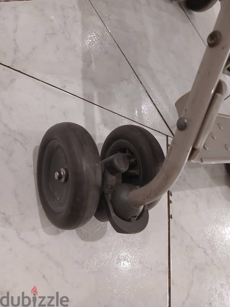 stroller like new 3