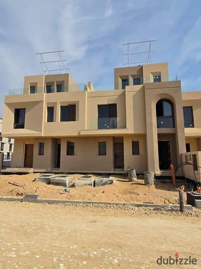 شقة سكاي هاوس ب بينت هاوس خاص متشطبة بالكامل في سوديك يوجد خصم مميز للكاش
