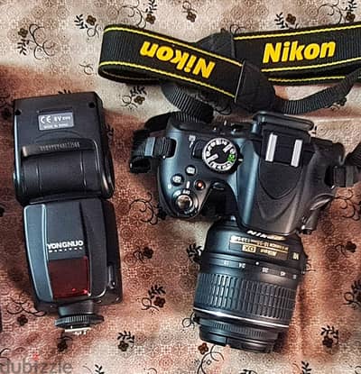 نيكون D5100 شتر 1K فقط وفلاش اوتو جديد