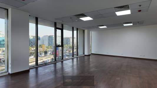 مكتب إداري 90 م للإيجار في Central Avenue | دور ثاني | Panoramic View - الشيخ زايد